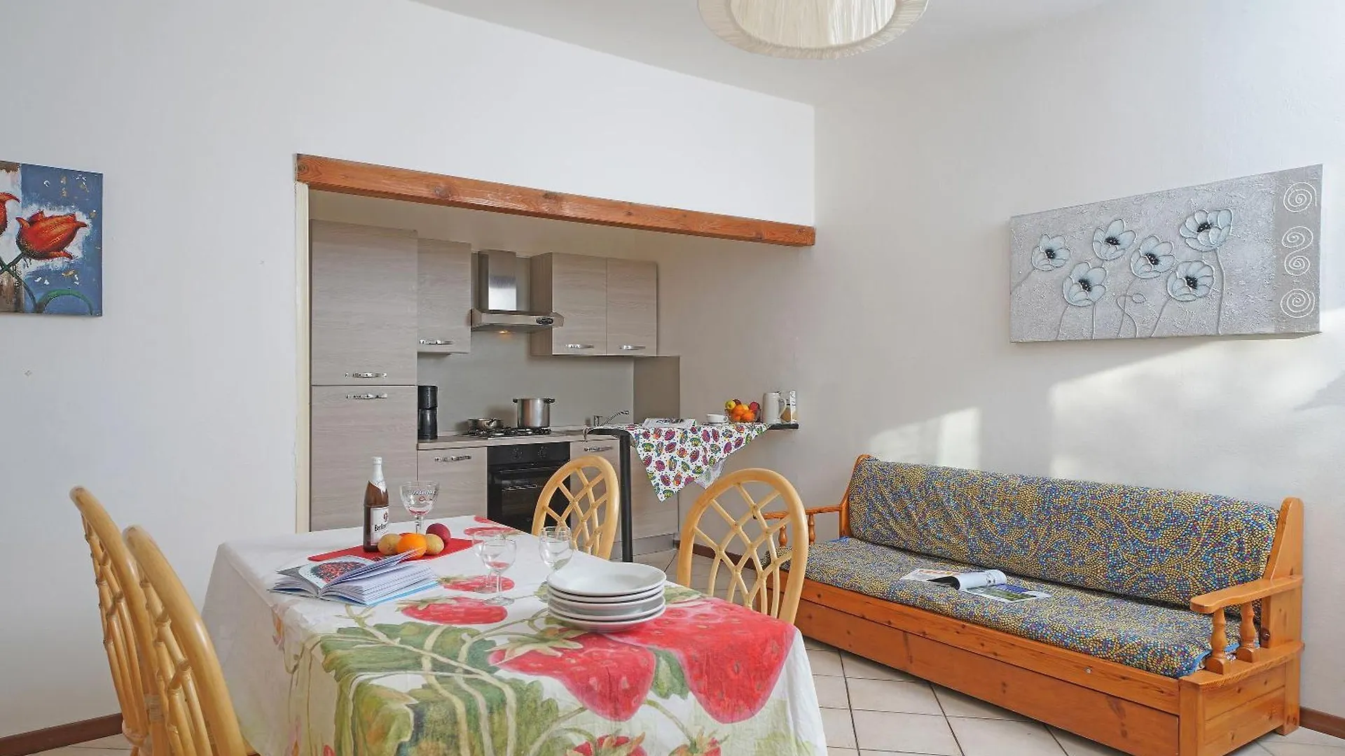 Dreizimmerwohnung In Villa Eine Ebene مانربا ديل جاردا