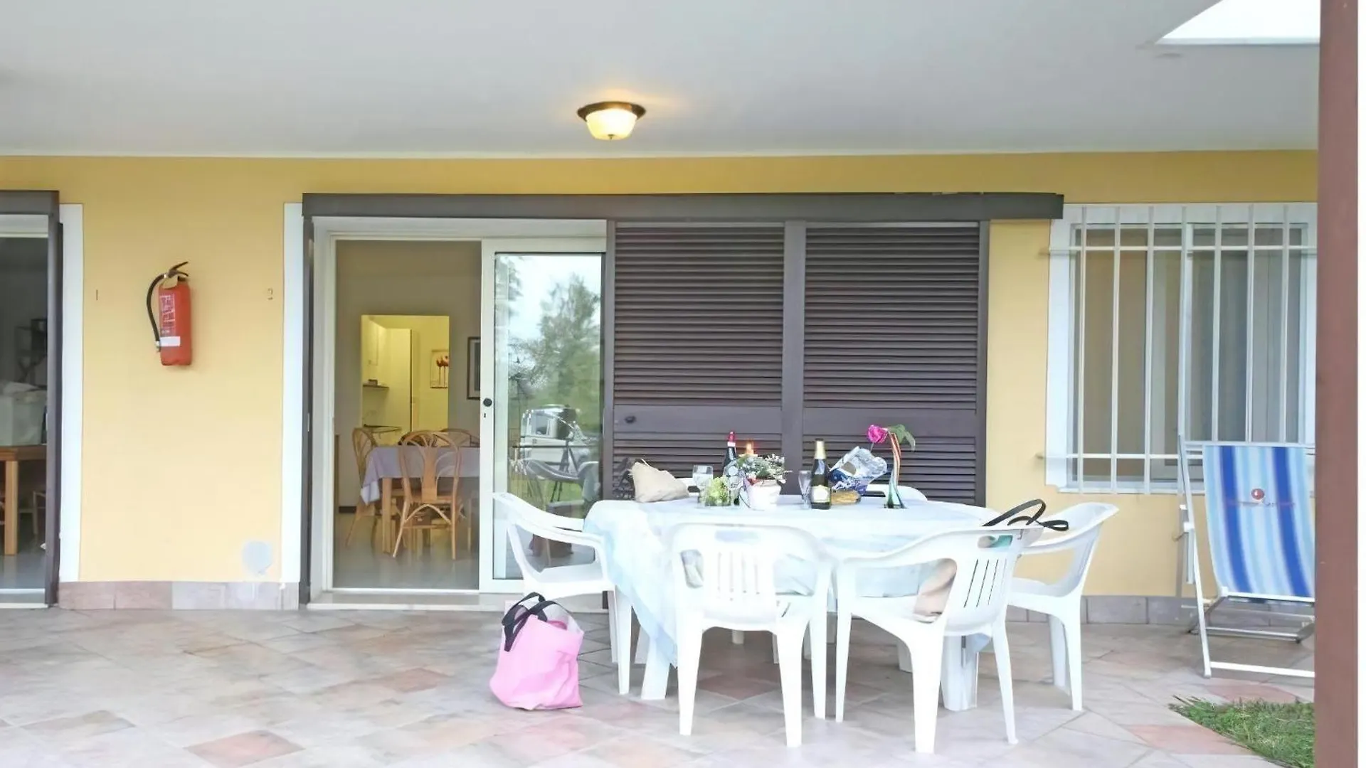 Dreizimmerwohnung In Villa Eine Ebene مانربا ديل جاردا 0*,  إيطاليا